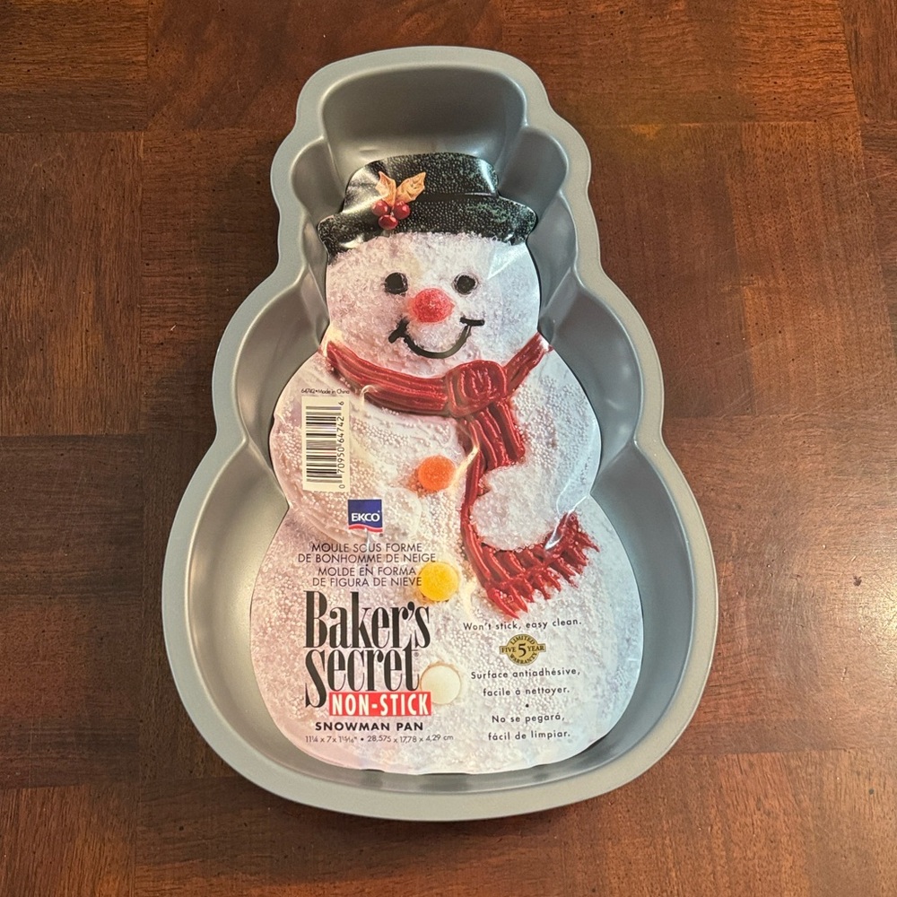 Ekco Baker's Secret Holiday Winter Snowman Cake Pan New Baking